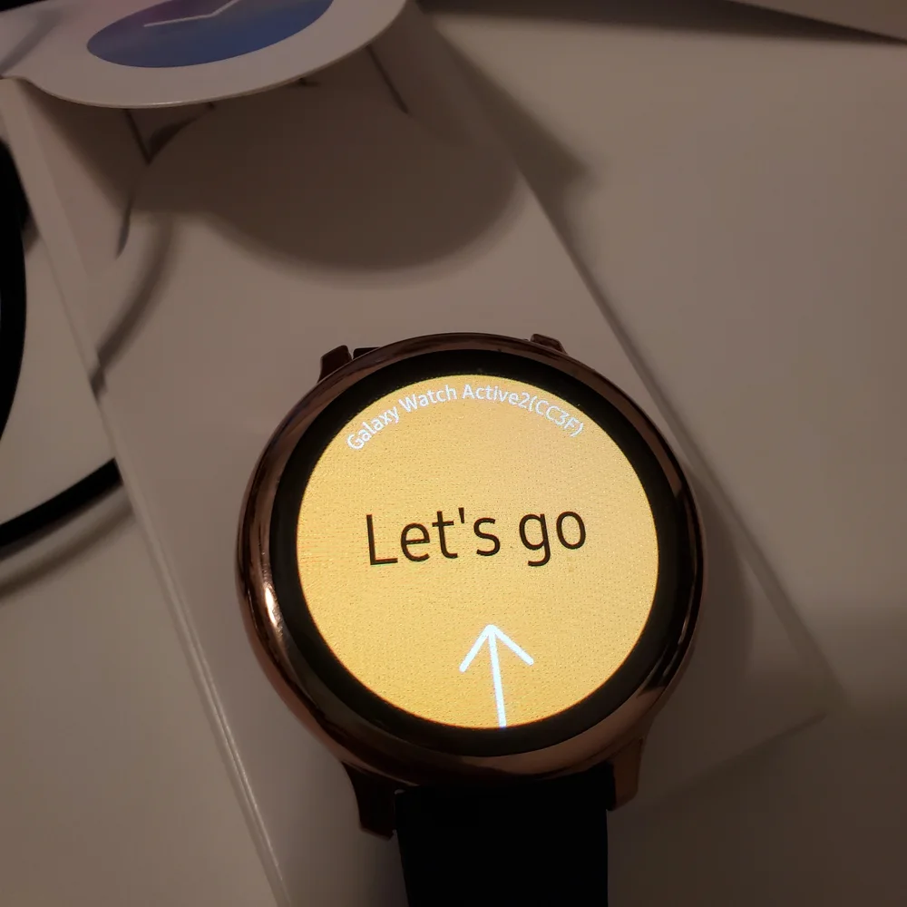Samsung Galaxy Smart Watch Active 2 Black and Rose Gold Like New + Accessories